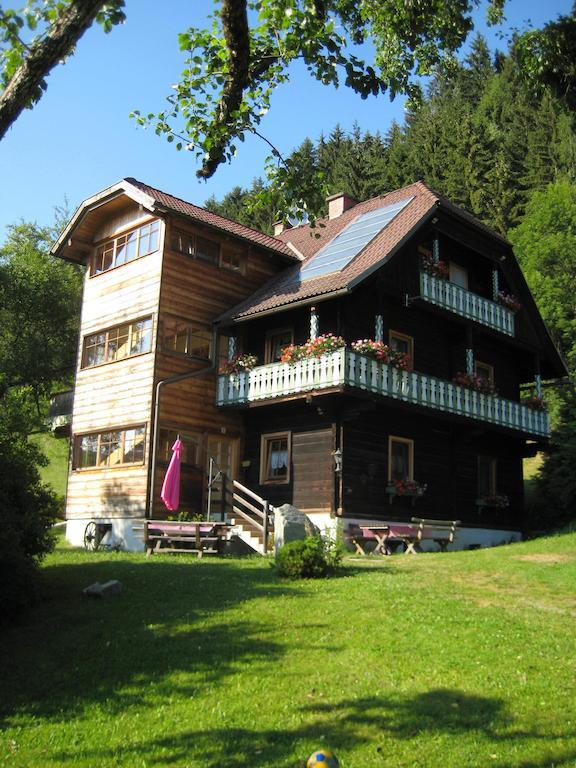 Steurer Hof Apartamento Liebenfels Exterior foto